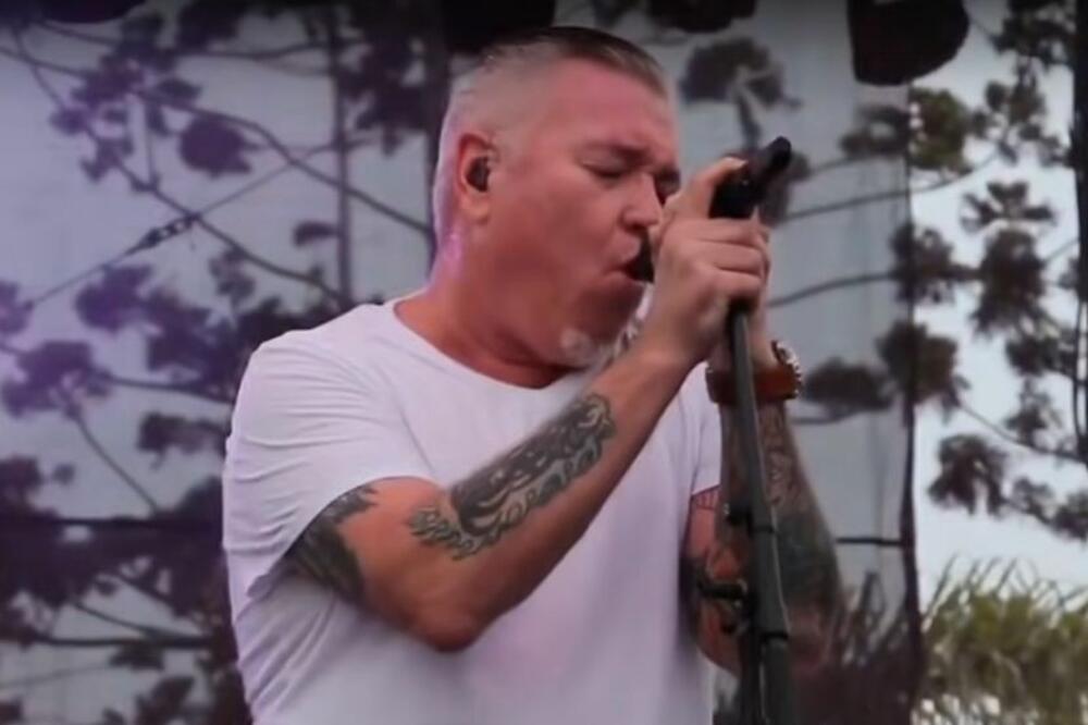 POZNATI PEVAČ U KRITIČNOM STANJU: Oglasio se menadžer, ovo reči NIKO NIJE ŽELEO DA ČUJE, ovo su mu POSLEDNJI DANI?