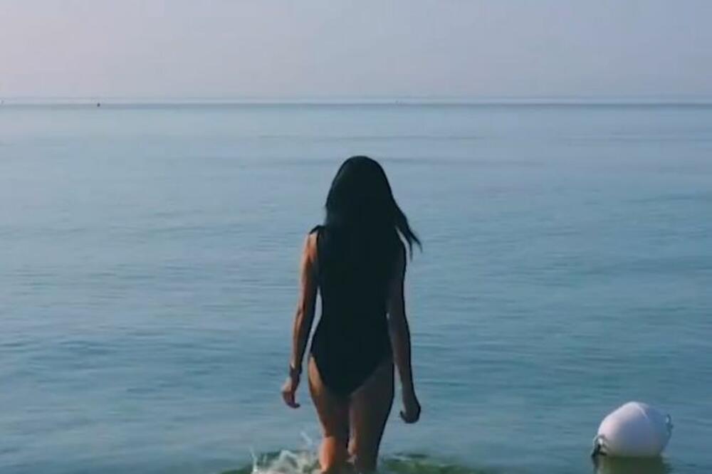 DA LI JE OVO NAŠA NAJZGODNIJA VODITELJKA!? Skinula se Aleksandra Jeftanović, je li realno da je OVAKO DOBRA?