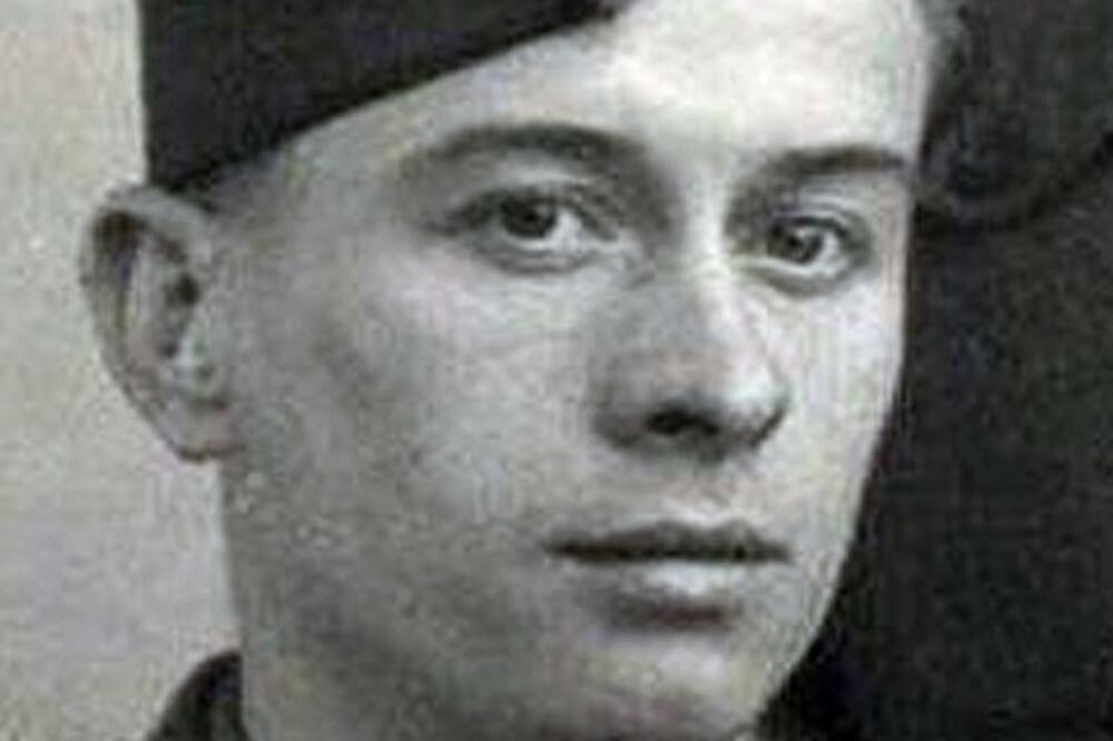 NJEGOVO IME NOSI NAJLEPŠU LJUBAVNU PRIČU DRUGOG SVETSKOG RATA: Jeo je bube, bio u LOGORU 3 PUTA, sve zbog NJE! FOTO