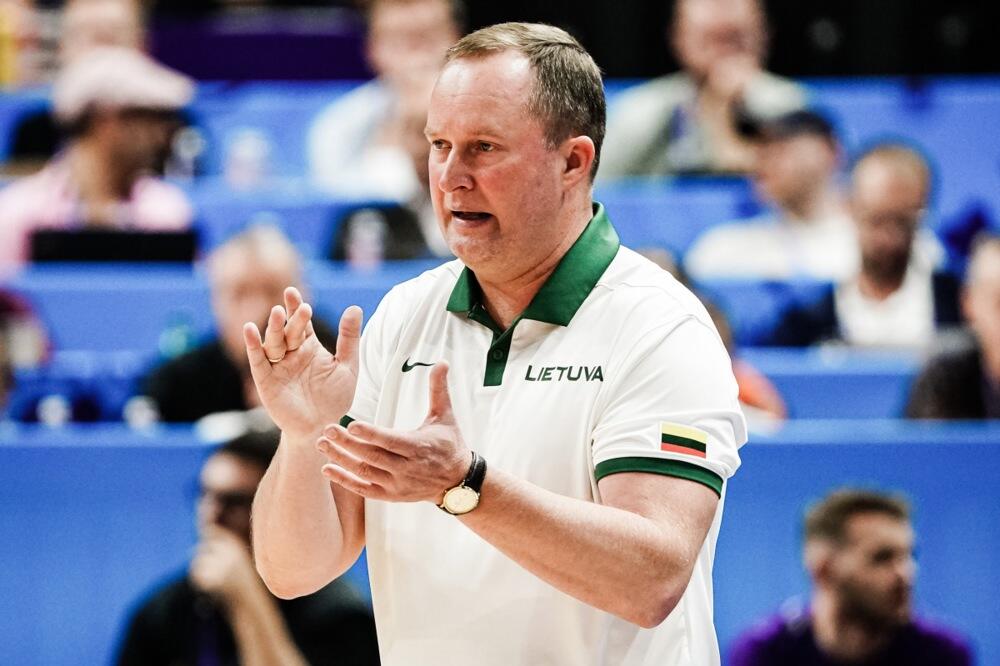 "NEĆE NAS DOČEKATI SA CRVENIM TEPIHOM I CVEĆEM!" Selektor Litvanije o Srbiji - "Tipičan tim Svetislava Pešića"