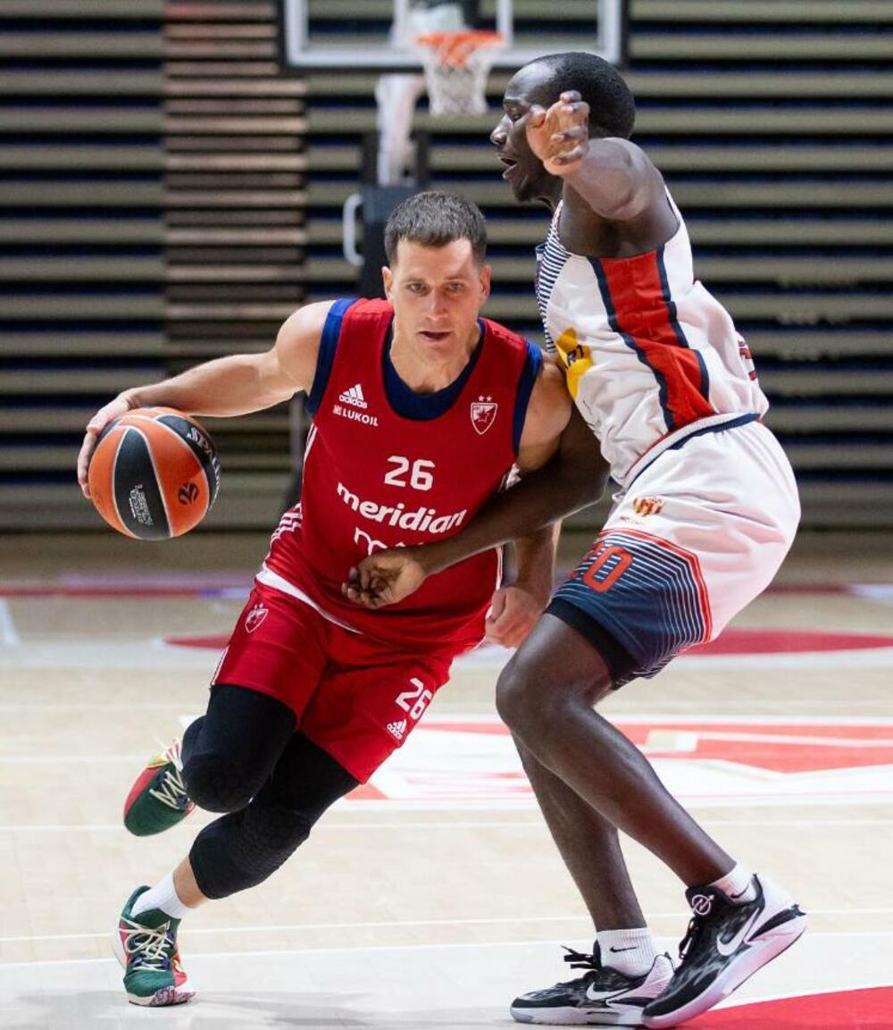 Nemanja Nedović na utakmici Crvene zvezde i čačanskog Borca