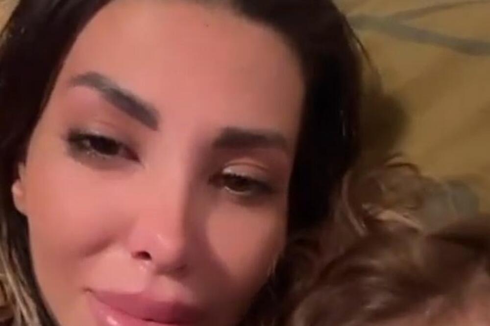 ISPLIVAO POTRESAN SNIMAK ANELI DOK PLAČE PRED ĆERKICOM ZBOG STANIJE? Sve podeljeno JAVNO, ovo BOLI