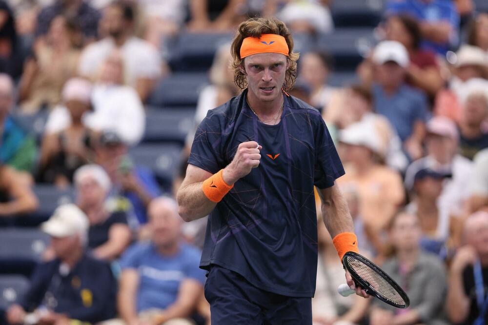 RUBLJOV OPRAVDAO ULOGU FAVORITA: Sada sledi daleko teži rival! (FOTO)