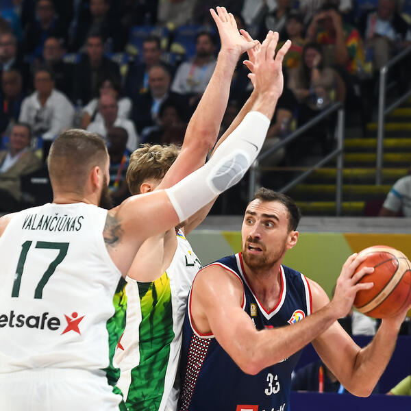 "NEMAMO NAJBOLJEG IGRAČA, ALI SAMO ŽELIM DA OSTVARIM SAN!" Milutinov otvorio dušu posle plasmana u polufinale