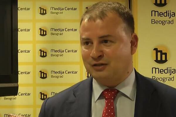 EVO KO JE NOVI MINISTAR PRIVREDE SRBIJE: Cvetković KARIJERU počeo kao MENADŽER poznatog FAKULTETA u Srbiji!