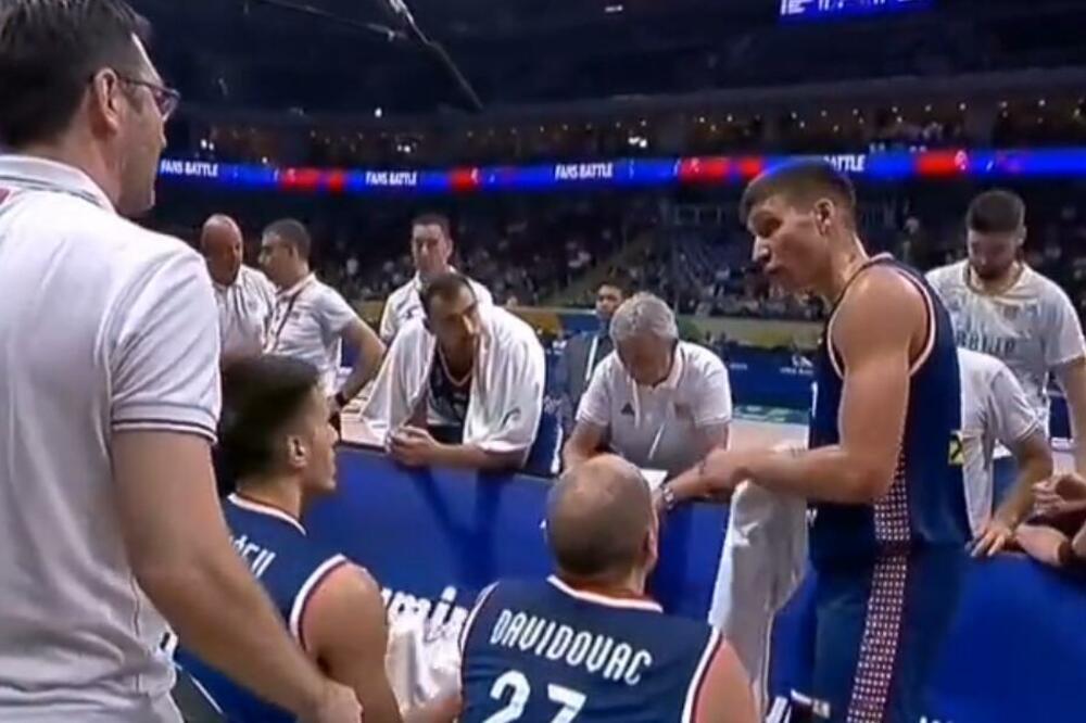 KOGA JE BOGDANOVIĆ "VAĆARIO" NA MEČU SA LITVANCIMA? Plakaćete od smeha kad čujete Pešićevu reakciju! (VIDEO)