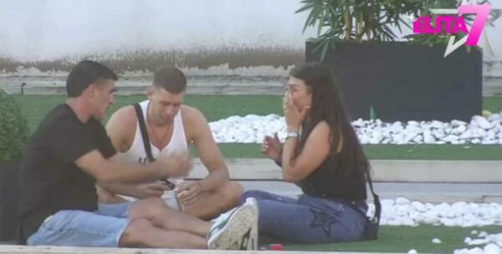 Kulićeva je plakala pred kamerama