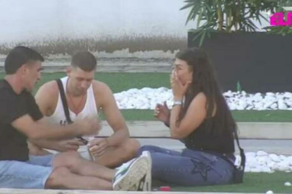 MILJANA ZAJECALA NA SAV GLAS: Elita se orila od njenog jadikovanja, sve ZBOG OVOG MUŠKARCA, Marija će da poludi?