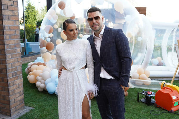 OVO JE NJENO NAJVEĆE BOGATSVO! Ivana Paković pokazala SINOVE, evo kako se ONI SLAŽU, pravi raj za OČI (FOTO)