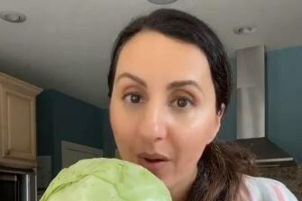 PROFESIONALNI KUVARI OTKRILI VELIKU TAJNU: Evo kako da isečete KUPUS SALATU bez noža, potrebna vam je OVA STVAR