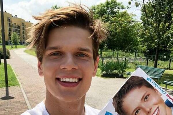 SINOĆ SU SVI GLEDALI OVOG SRBINA NA CRVENOM TEPIHU: Odselio se iz Beograda, ali ga SVI PAMTE zbog OVE STVARI