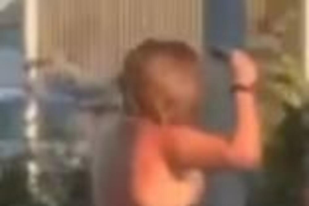 KADA MISLITE DA STE SVE VIDELI NA BALKANU IDITE NA BENZINSKU PUMPU: Evo šta su ljudi zatekli u HRVATSKOJ (VIDEO)