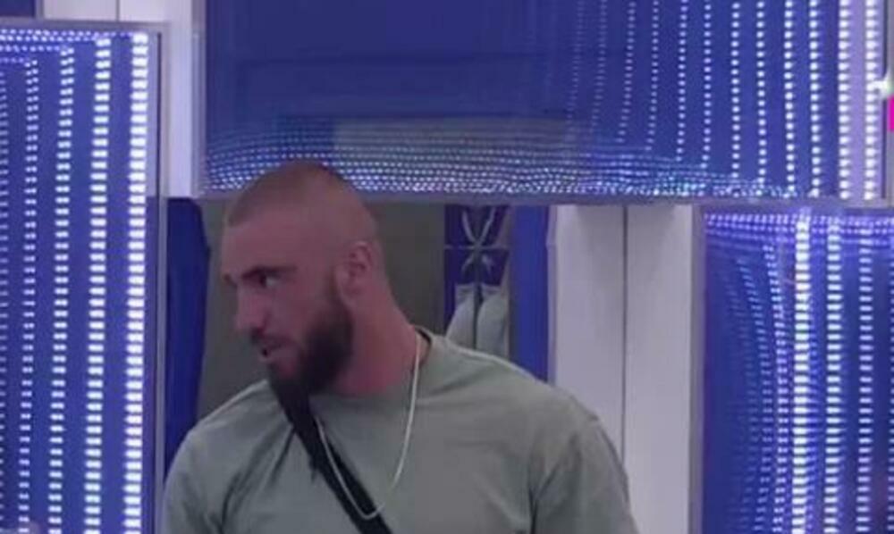 Svađa Mensura i Nikole oko Teodore