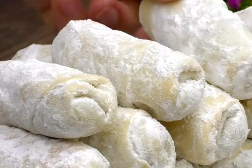 DOMAĆINSKE KIFLICE SA ORASIMA SU PRAVA BOMBA: 1 sastojak omekšava testo - davićete se u njima