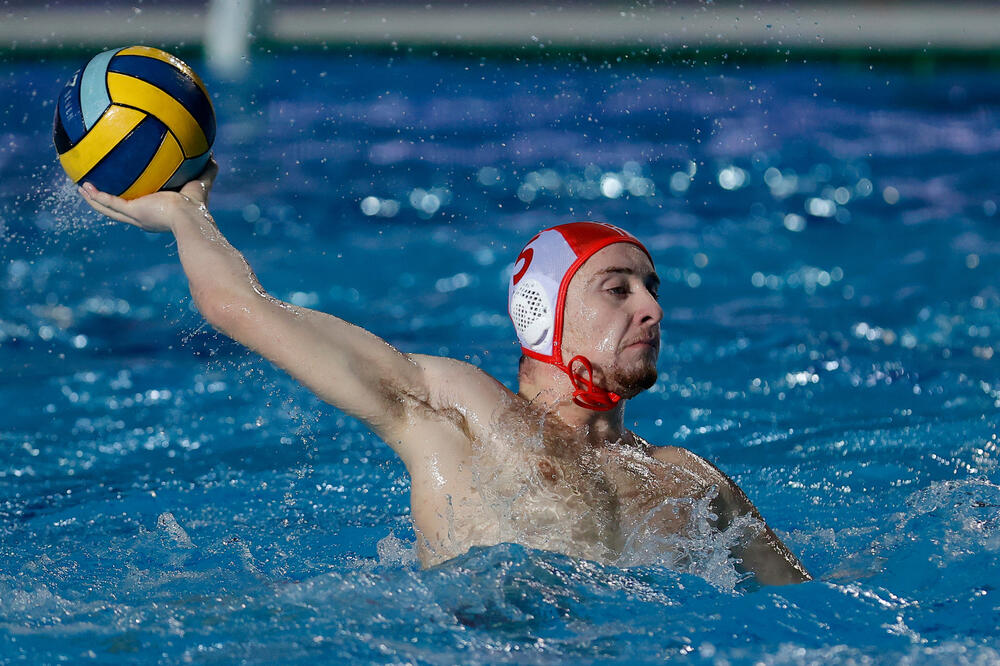 VATERPOLISTI ZVEZDE GRABE KA ELITI! Savladana i Barselona u Hanoveru