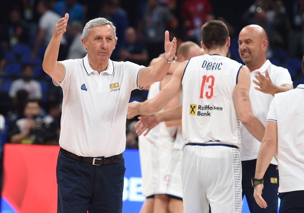 Svetislav Pešić na meču Srbije 