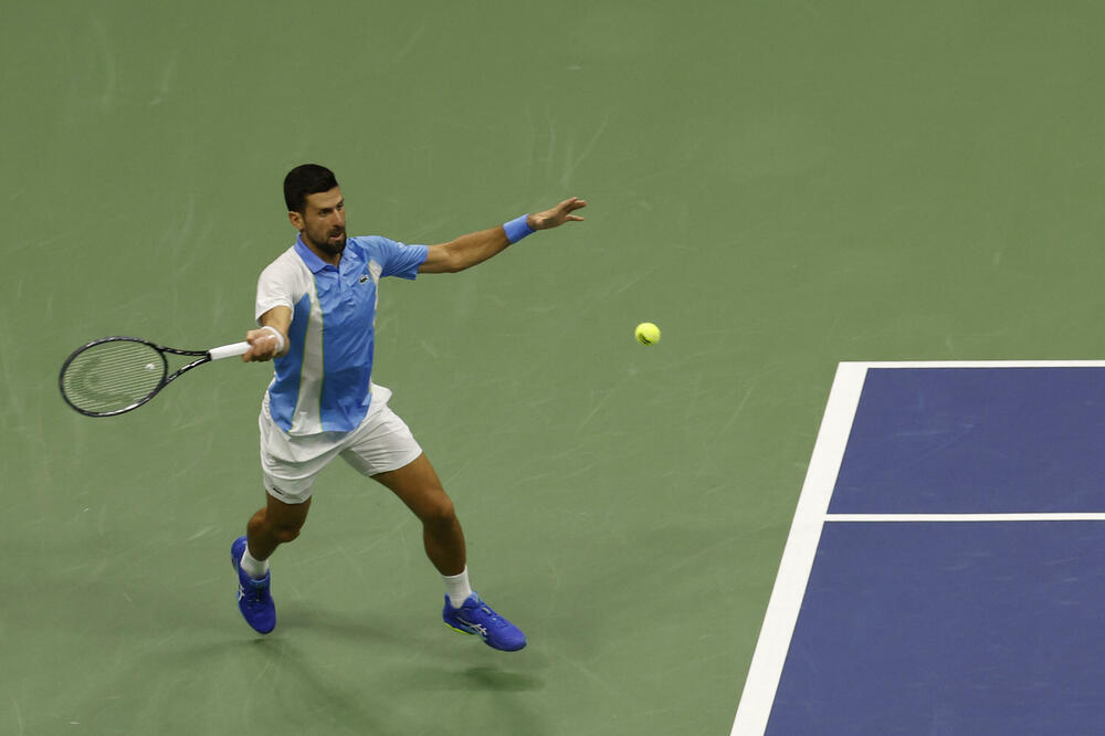 LEGENDARNI TRENER ANALIZIRAO NOVAKOVU IGRU: "Postoje dva tipa Đokovića u Grend slem finalima!"