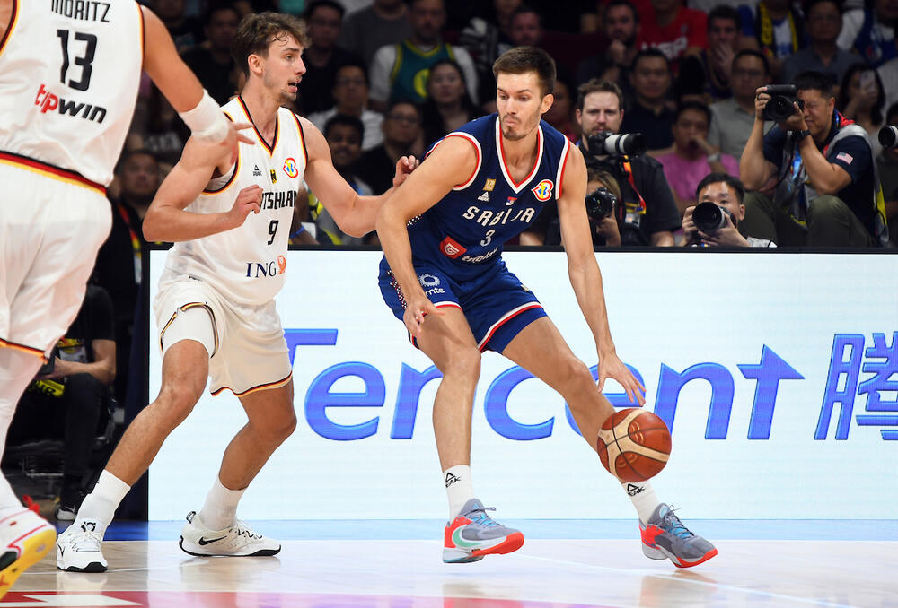 Filip Petrušev tokom finala Mundobasketa protiv Nemačke