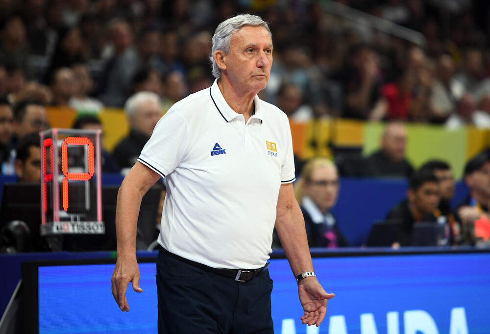 Selektor Svetislav Pešić tokom finala Mundobasketa protiv Nemačke