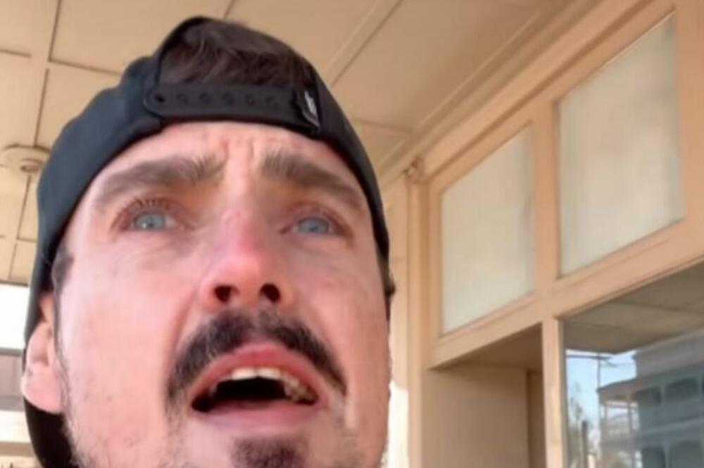 NIJE ZNAO DA UMIRE DOK MU FRIZER NIJE OTVORIO OČI: Lekari su mu rekli da je ostalo još ŠEST MESECI