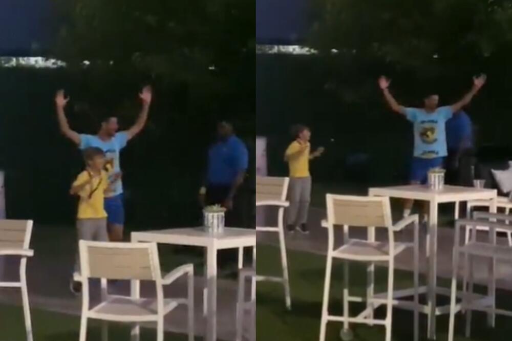 SKAČE TATA, SKAČEM JA: Pogledajte Novakovo LUDO slavlje sa Stefanom kad su izašli sa stadiona! (VIDEO)