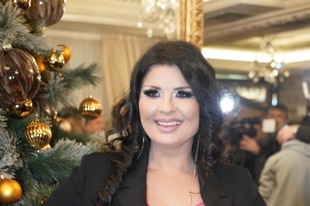 GLEDAJ MAJKU BIRAJ ĆERKU: Naslednica Maje Marijane prava ATOMSKA BOMBA, muškarci ostanu NEMI pred ovakvom MAČKOM