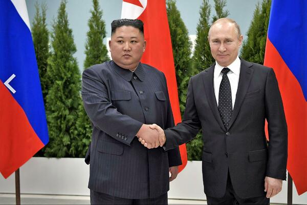 DA PRSTE POLIŽEŠ! Susret Putina i Kima okončan svečanom večerom, POGLEDAJTE KOJA JE HRANA SERVIRANA