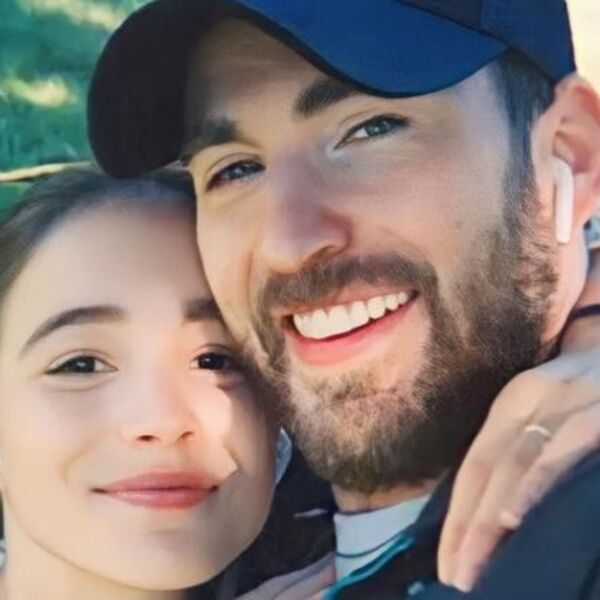 KONAČNO! Glumac dobio dete sa 16 godina mlađom partnerkom - celu trudnoću krili - sad sve isplivalo