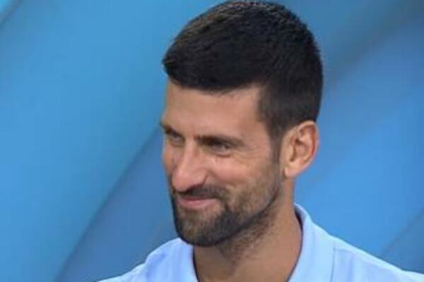 MALO KO BI POGODIO: Znate li koliko KILOGRAMA ima Novak Đoković? Svi ostali pored njega IZGLEDAJU DEBELO