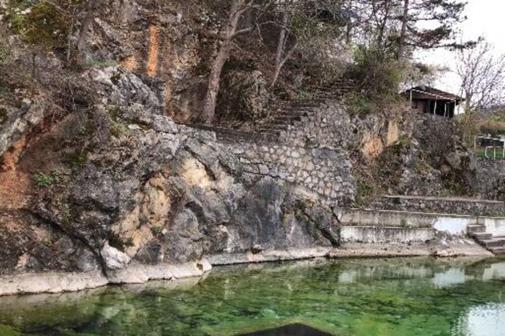 EGZOTIČNI BAZEN U SRBIJI: Voda je ZELENKASTO-PLAVA, a lokalci kažu da je LEKOVITA! Ovde su naši "Mali Karibi" VIDEO