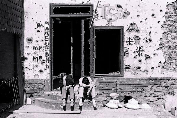 UPOZNALI SE U VIHORU RATA KADA SE SVE PLAĆALO GLAVOM: Ovo je ljubavna priča Hrvatice Željke i Vranjanca Gorana