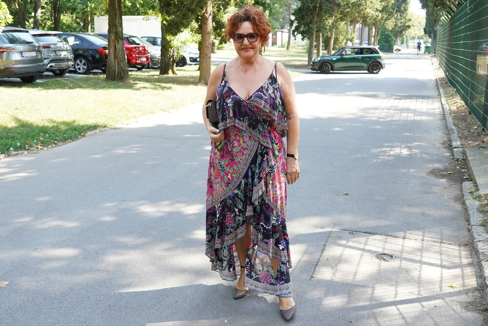 Ana Bekuta oduševila stajlingom