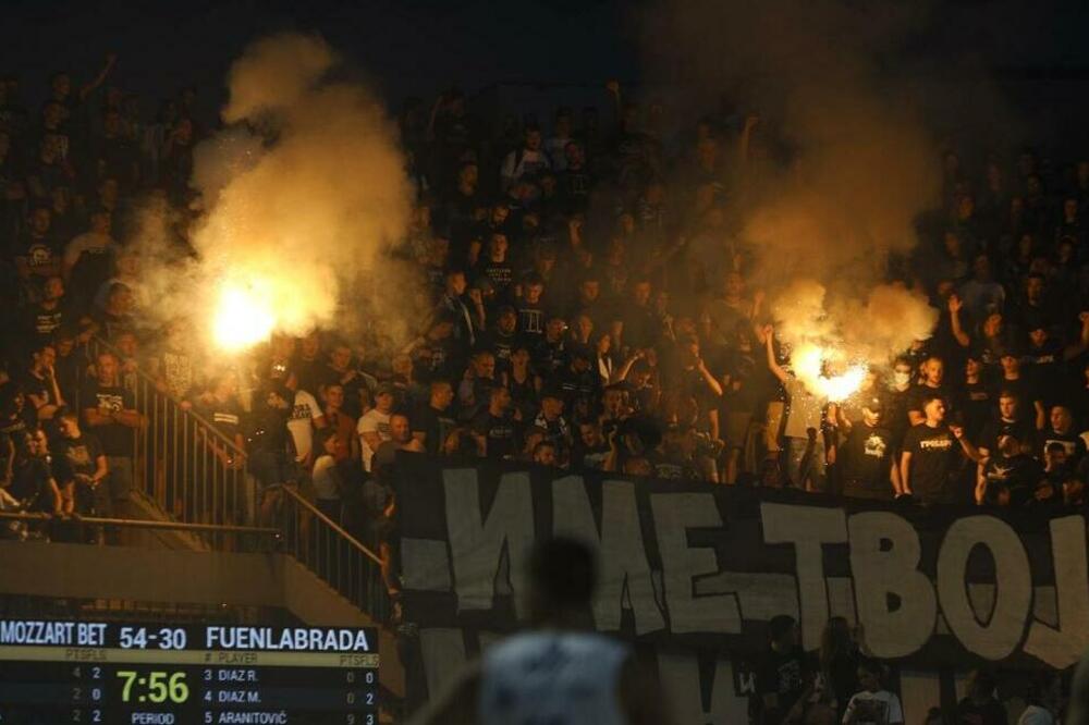 UŽASNE SCENE NAKON DERBIJA: Delije napale grupu Grobara, pretučene i žene?