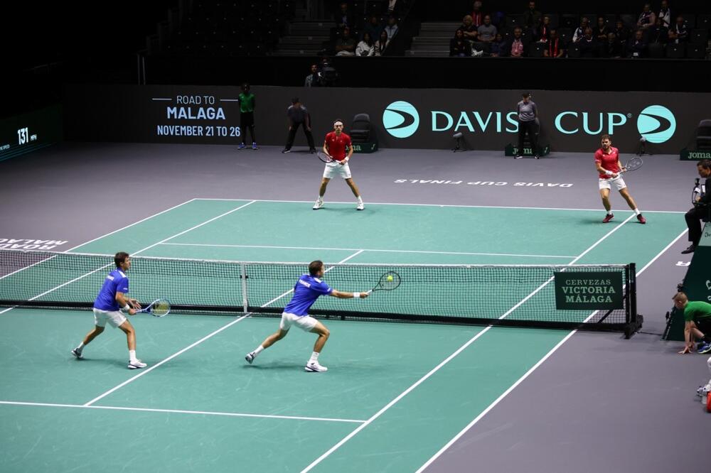 AKTERI DEJVIS KUPA RAZOČARANI: "Ubili ste jedan od stubova tenisa!"