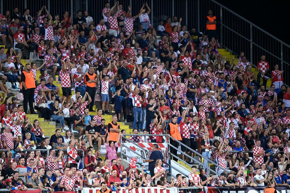 HRVATI ŽESTOKO PREKRŠILI ZAKON: Trojici uhapšenih zbog ustaške zastave sledi OGROMNA kazna!