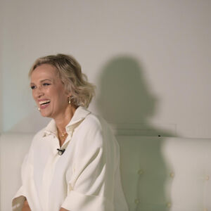 KO SE SEĆA? Trebalo da bude profesorka, pa postala MILJENICA SRBA DEVEDESETIH - 1 stvar ne sme da IZGOVORI ni danas