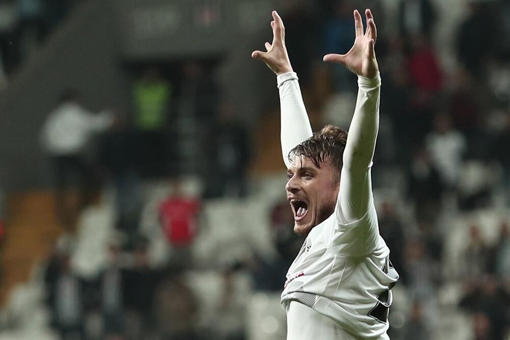 "ATOMSKA BOMBA" Novopazarci najavili NAJVEĆI DAN u istoriji kluba, Adem Ljajić stiže pod uslovom da igra za DŽABE!