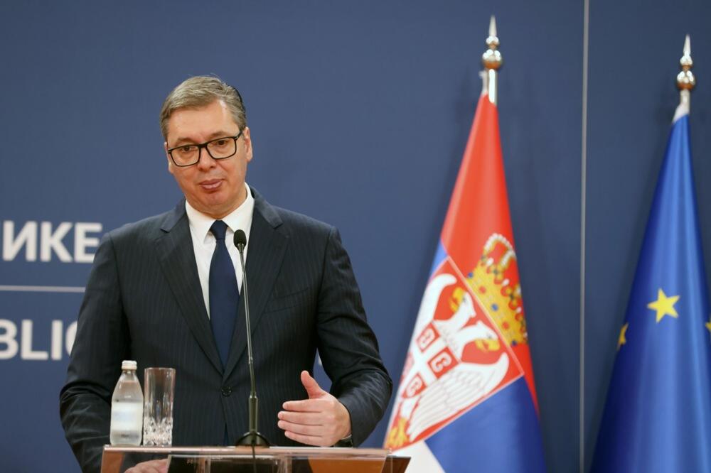 HAPŠENJE ZBOG PRETNJI PREDSEDNIKU ALEKSANDRU VUČIĆU: Muškarac ULETEO u advokatsku kancelariju u Beogradu!