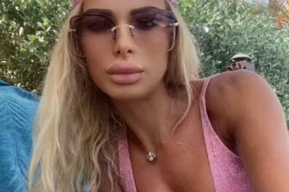 "ZAR NISI MOGLA NEKOGA DA...": Nišlijka zavela BOGATOG MOĆNIKA, pokazala u kakvom LUKSUZU ŽIVI, pa UDARILA PO...