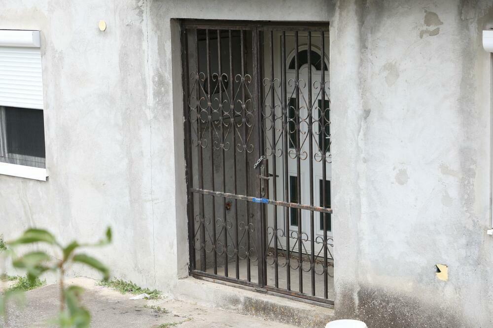 BIVŠA ŽENA I DECA UBILI STEVU, PA ISEKLI TELO ELEKTRIČNIM CIRKULAROM: Novi detalji iz istrage SVIREPOG ubistva