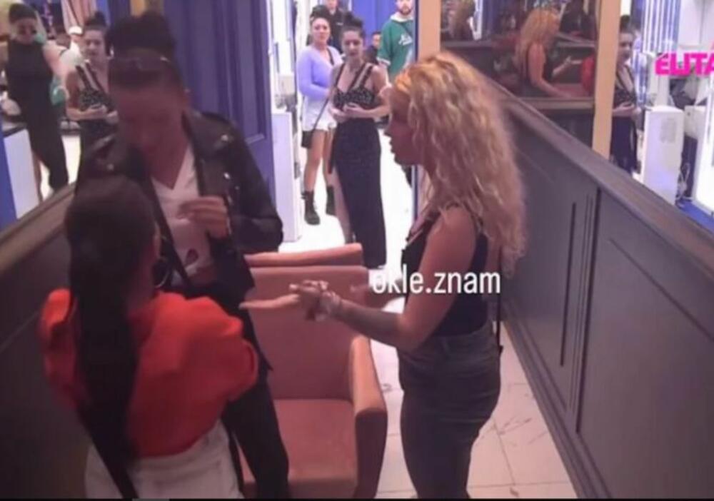 Svađa Teodore i Marije