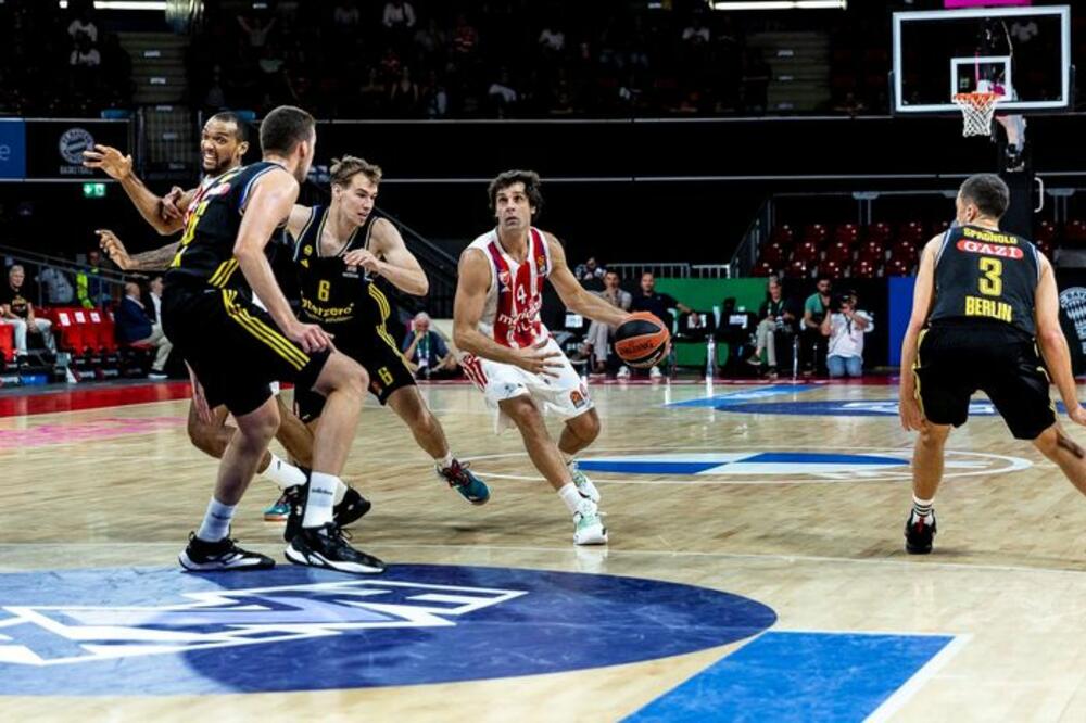 ZVEZDA RAZBILA ALBU, SEDAM ASISTENCIJA TEODOSIĆA! Debitovali Simonović, Jago i Bjelica (VIDEO/FOTO)