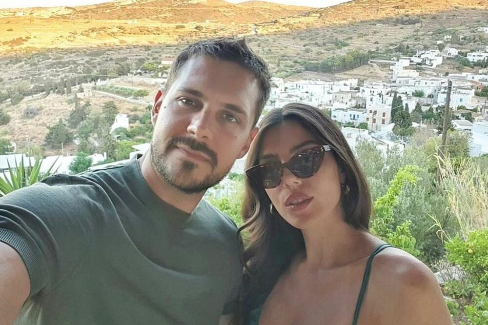 SVE ZANIMA KOJEG POLA ĆE BITI BEBA MILOŠA BIKOVIĆA I NJEGOVE IZABRANICE: Sada ISPLIVAO i taj PODATAK