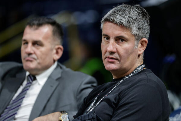 IZ PARTIZANA STIGLO JASNO PITANJE: Kakva je to liga kada Zvezda odigra dve utakmice protiv razvojnog tima?