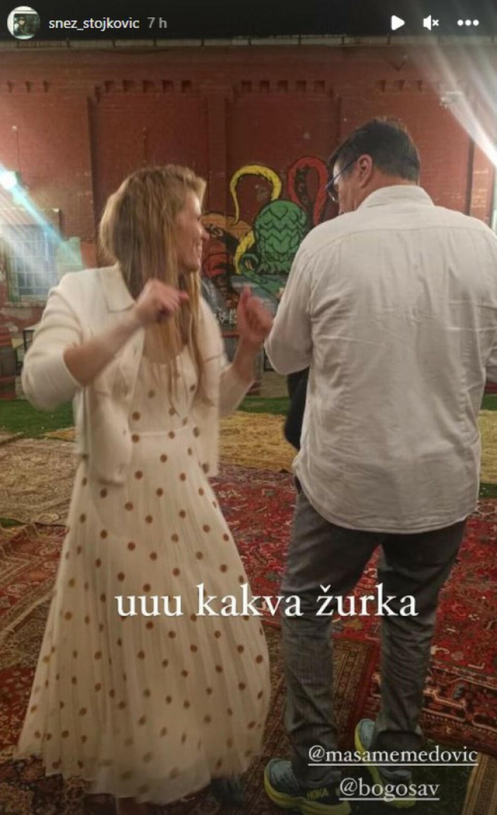 Jovan Memedović sa devojkom Snežanom