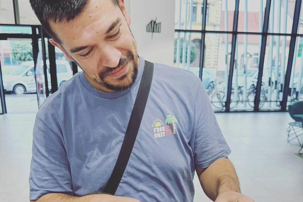 MISLAV VRATIO KNJIGU U BIBLIOTEKU POSLE 23 GODINE Razlog je SRCEPARAJUĆ!