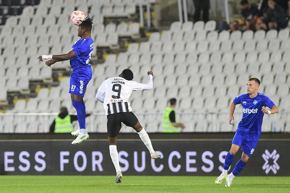 TOTALNI HAOS U HUMSKOJ! Partizanu poništen gol, Šćekiću CRVENI KARTON! (VIDEO)