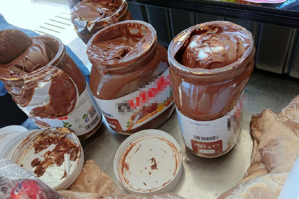 OVAKAV SLUČAJ DO SADA NIJE ZABELEŽEN! Vozač hitne pomoći "pao" zbog droge, KRIO JE U OVIM SLATKIŠIMA