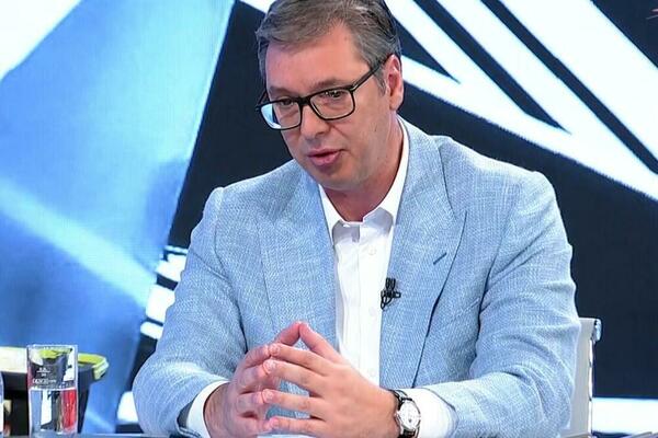 VUČIĆ POMENUO NAJNOVIJE POVEĆANJE PLATA I PENZIJA: Poznati su i datumi!