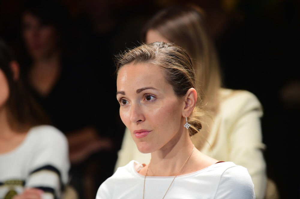 Jelena je bila veoma posvećena obrazovanju